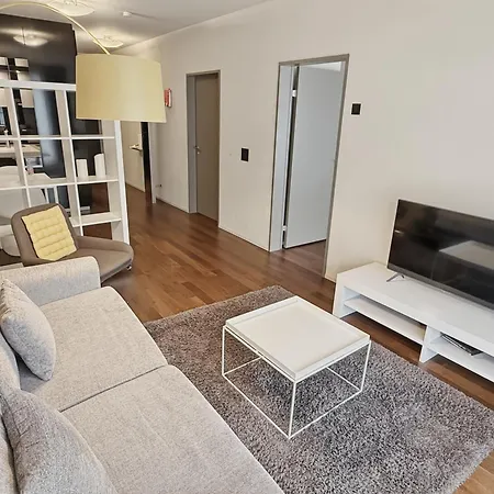 Daire Stylish 1br In The Center - Baron 25 *