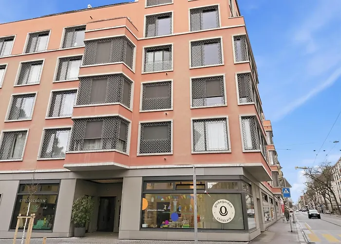 Daire Stylish 1br In The Center - Baron 25